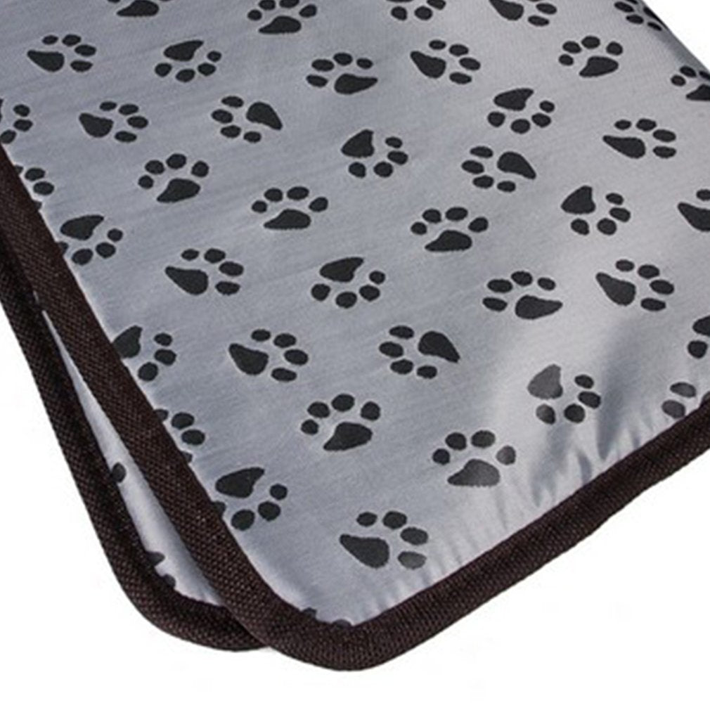 Footprint Pattern Waterproof Bite-resistant Cat Dog Electric Blanket Warm Mat Lightweight Electric Blanket for Pets, 45*45cm - US Plug Footprint Pattern Waterproof Bite-resistant Cat Dog Electric Blanket Warm Mat Lightweight Electric Blanket for Pets, 45*45cm - US Plug